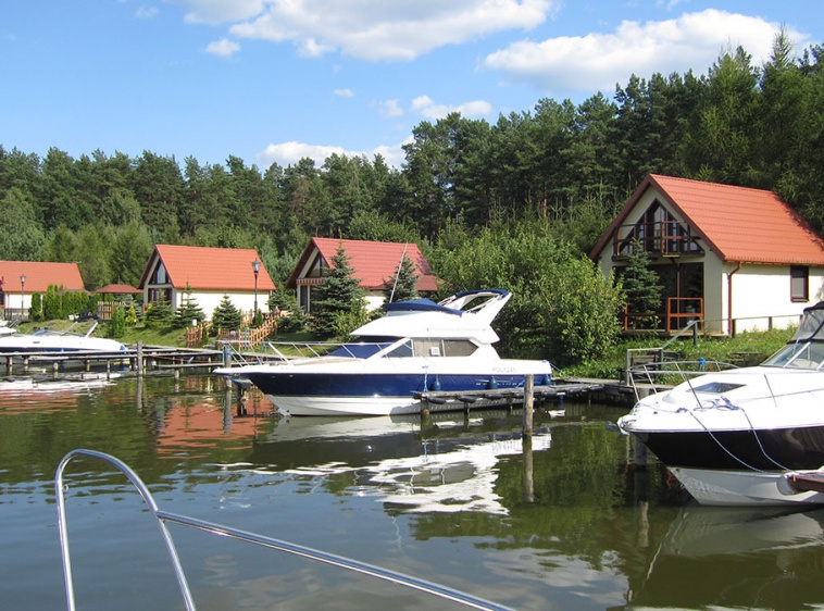 Letni Ogród. Port club, port jachtowy ?v=1.0